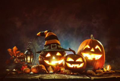 Image for event: Messy Mondays: Pumpkin Painting